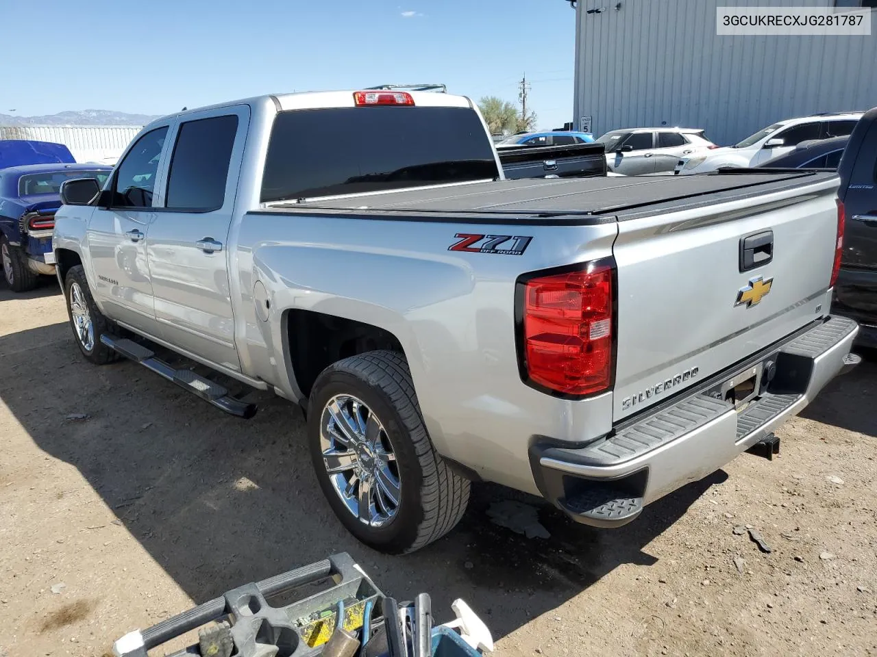 2018 Chevrolet Silverado K1500 Lt VIN: 3GCUKRECXJG281787 Lot: 72825244