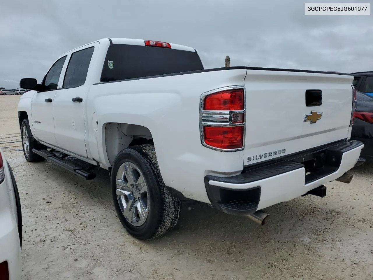 2018 Chevrolet Silverado C1500 Custom VIN: 3GCPCPEC5JG601077 Lot: 73682254