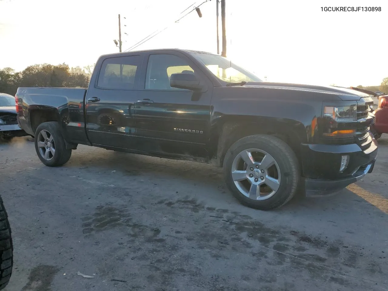 2018 Chevrolet Silverado K1500 Lt VIN: 1GCUKREC8JF130898 Lot: 79069604