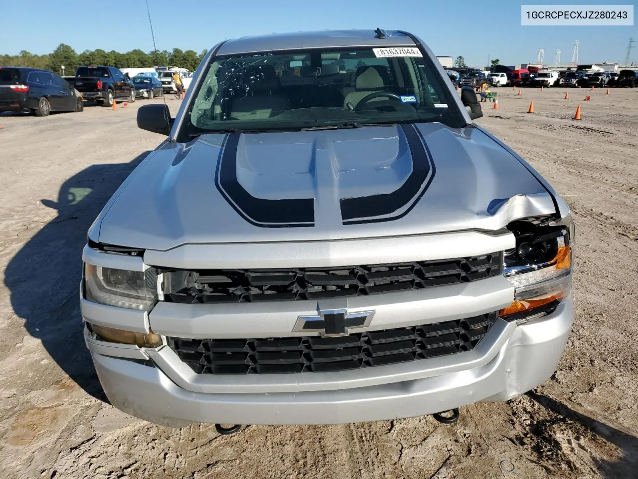 2018 Chevrolet Silverado C1500 Custom VIN: 1GCRCPECXJZ280243 Lot: 81637044