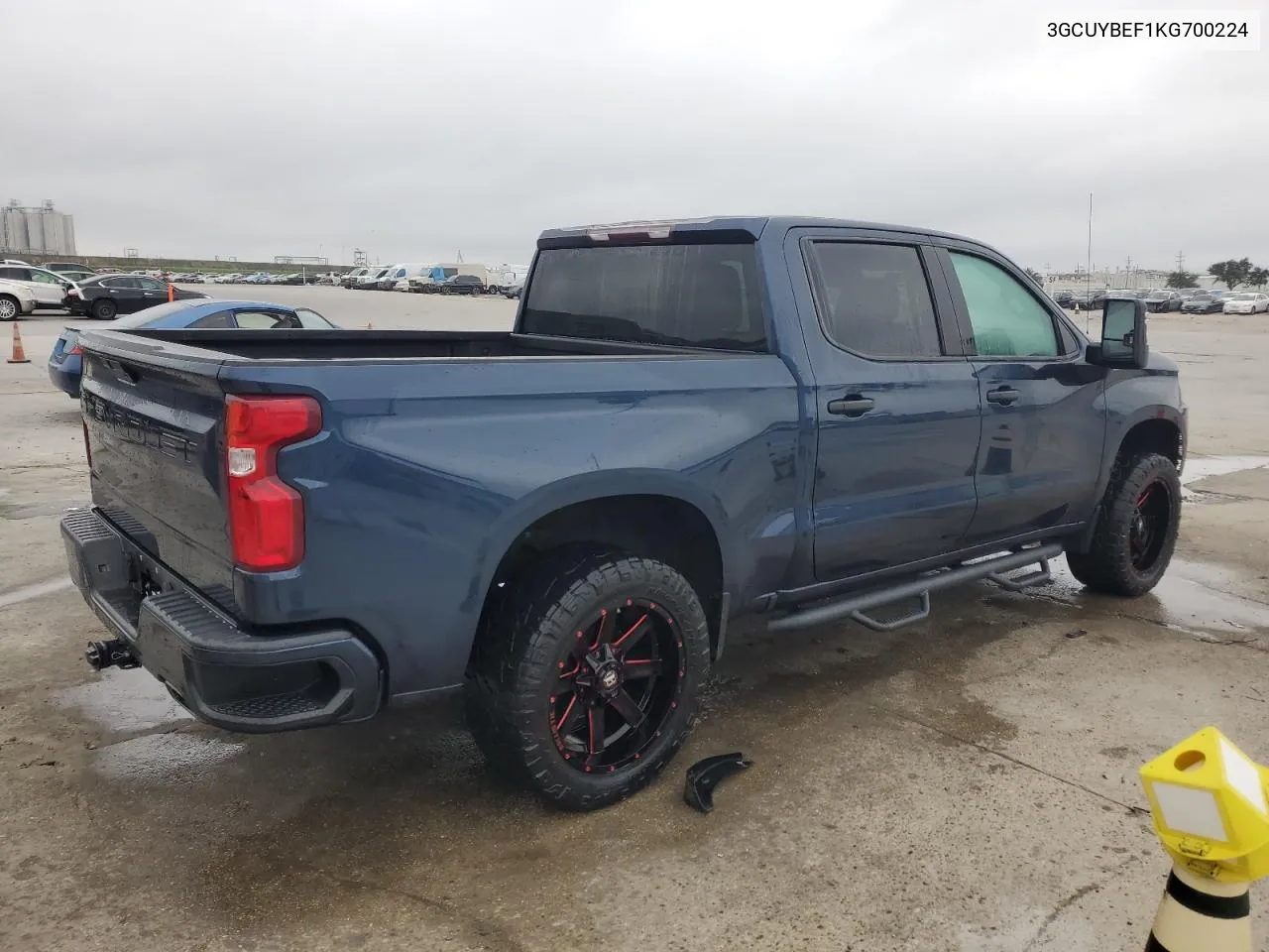 2019 Chevrolet Silverado K1500 Custom VIN: 3GCUYBEF1KG700224 Lot: 79436234