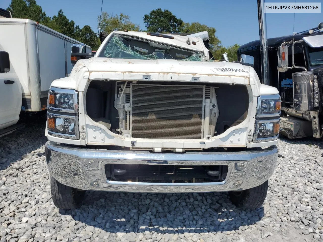 1HTKJPVK7MH681258 2021 Chevrolet Silverado Medium Duty