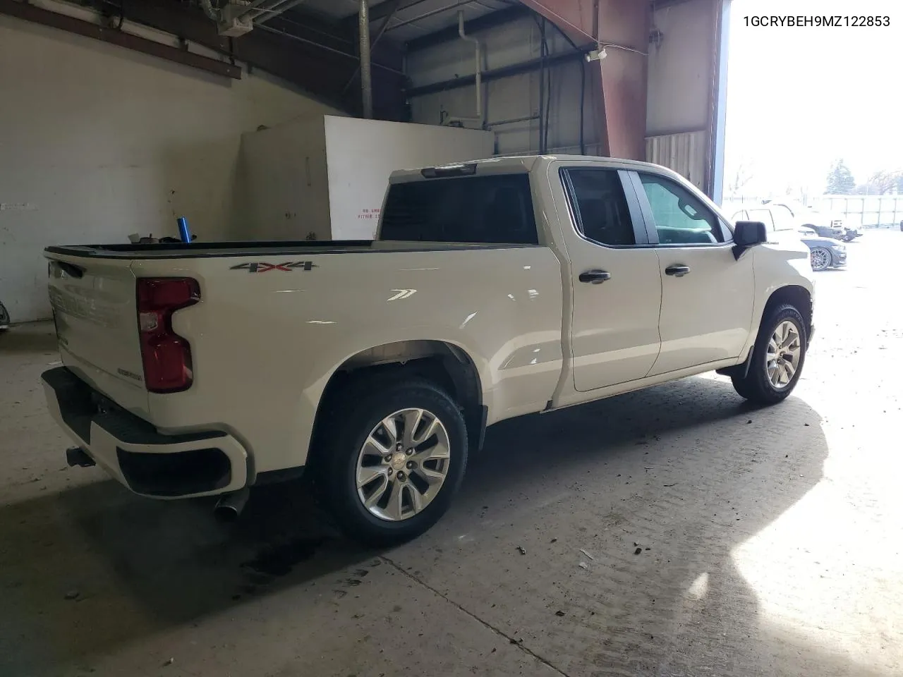 2021 Chevrolet Silverado K1500 Custom VIN: 1GCRYBEH9MZ122853 Lot: 75997394