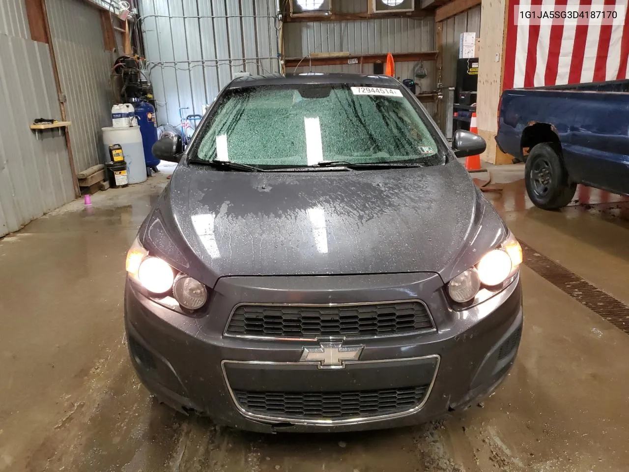 2013 Chevrolet Sonic Ls VIN: 1G1JA5SG3D4187170 Lot: 72944514