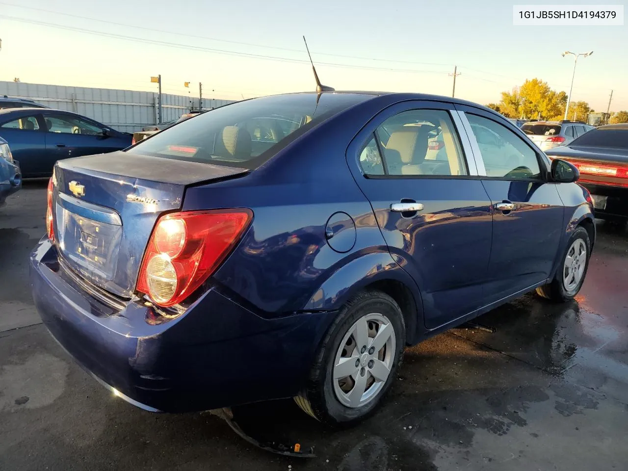 2013 Chevrolet Sonic Ls VIN: 1G1JB5SH1D4194379 Lot: 76968154