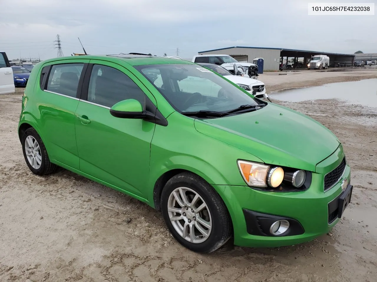 1G1JC6SH7E4232038 2014 Chevrolet Sonic Lt