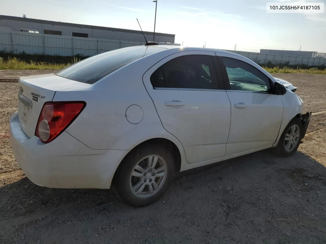 1G1JC5SH6F4187105 2015 Chevrolet Sonic Lt