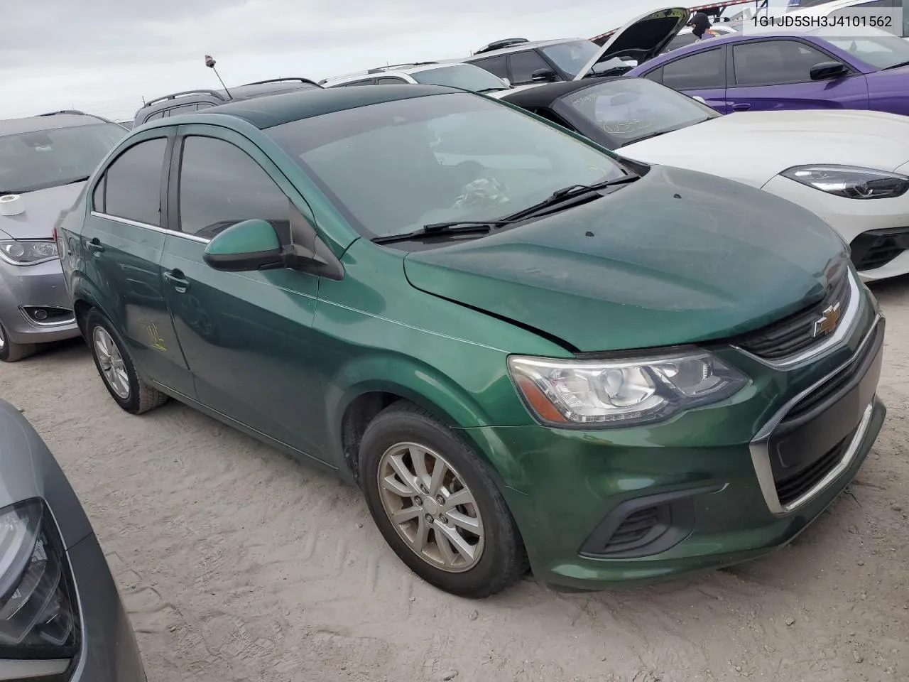 1G1JD5SH3J4101562 2018 Chevrolet Sonic Lt