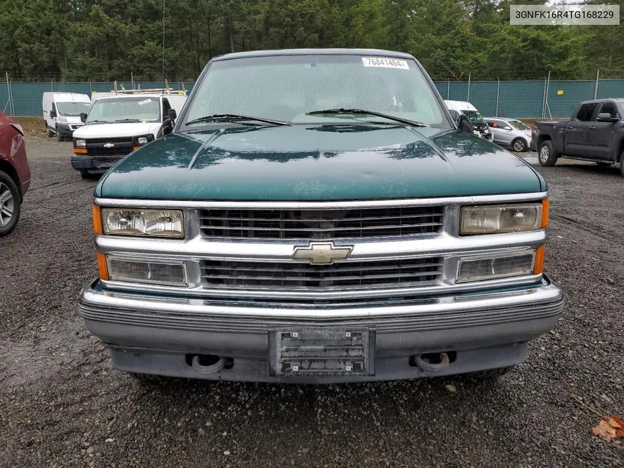 1996 Chevrolet Suburban K1500 VIN: 3GNFK16R4TG168229 Lot: 76841404