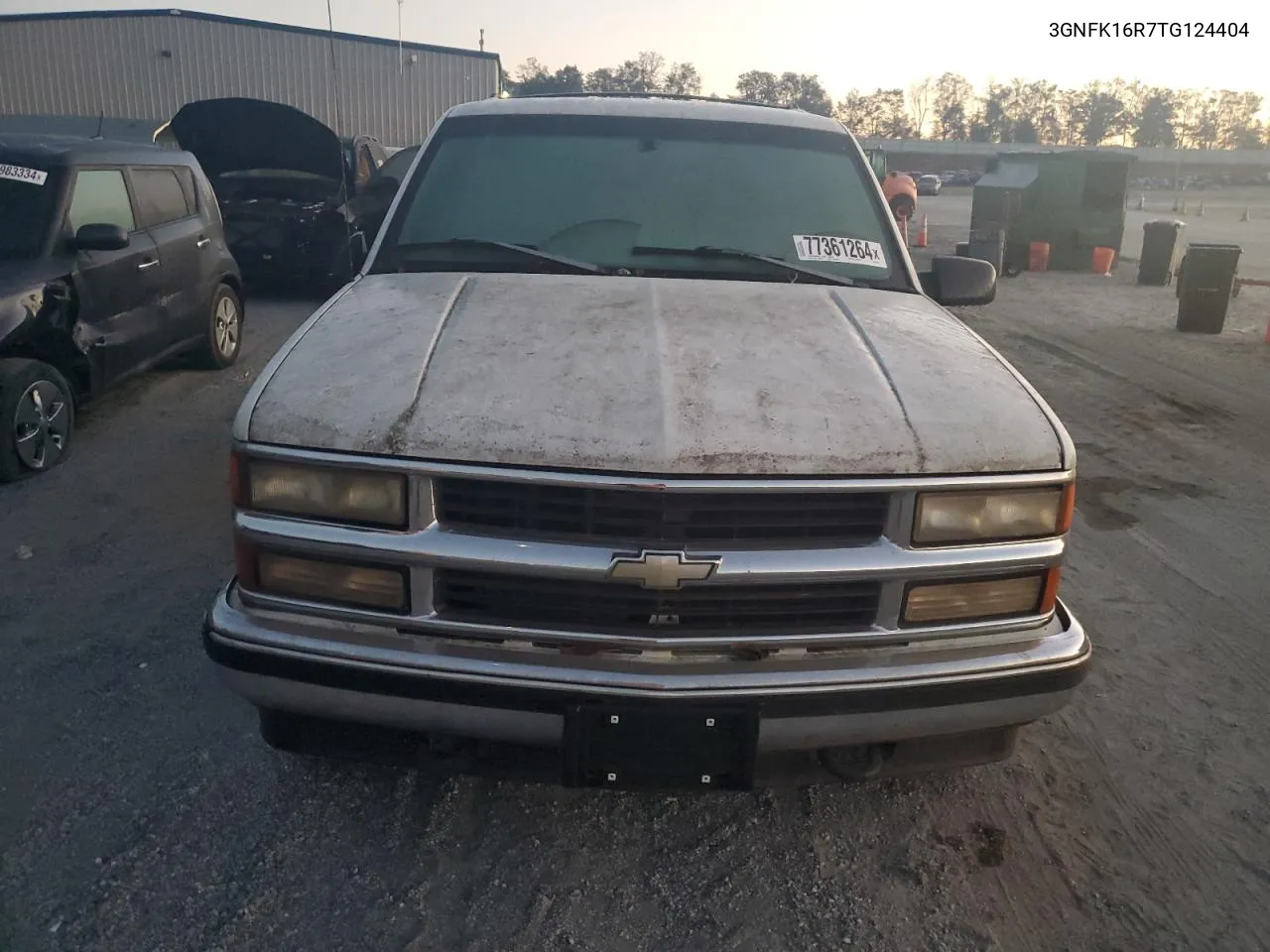 1996 Chevrolet Suburban K1500 VIN: 3GNFK16R7TG124404 Lot: 77361264