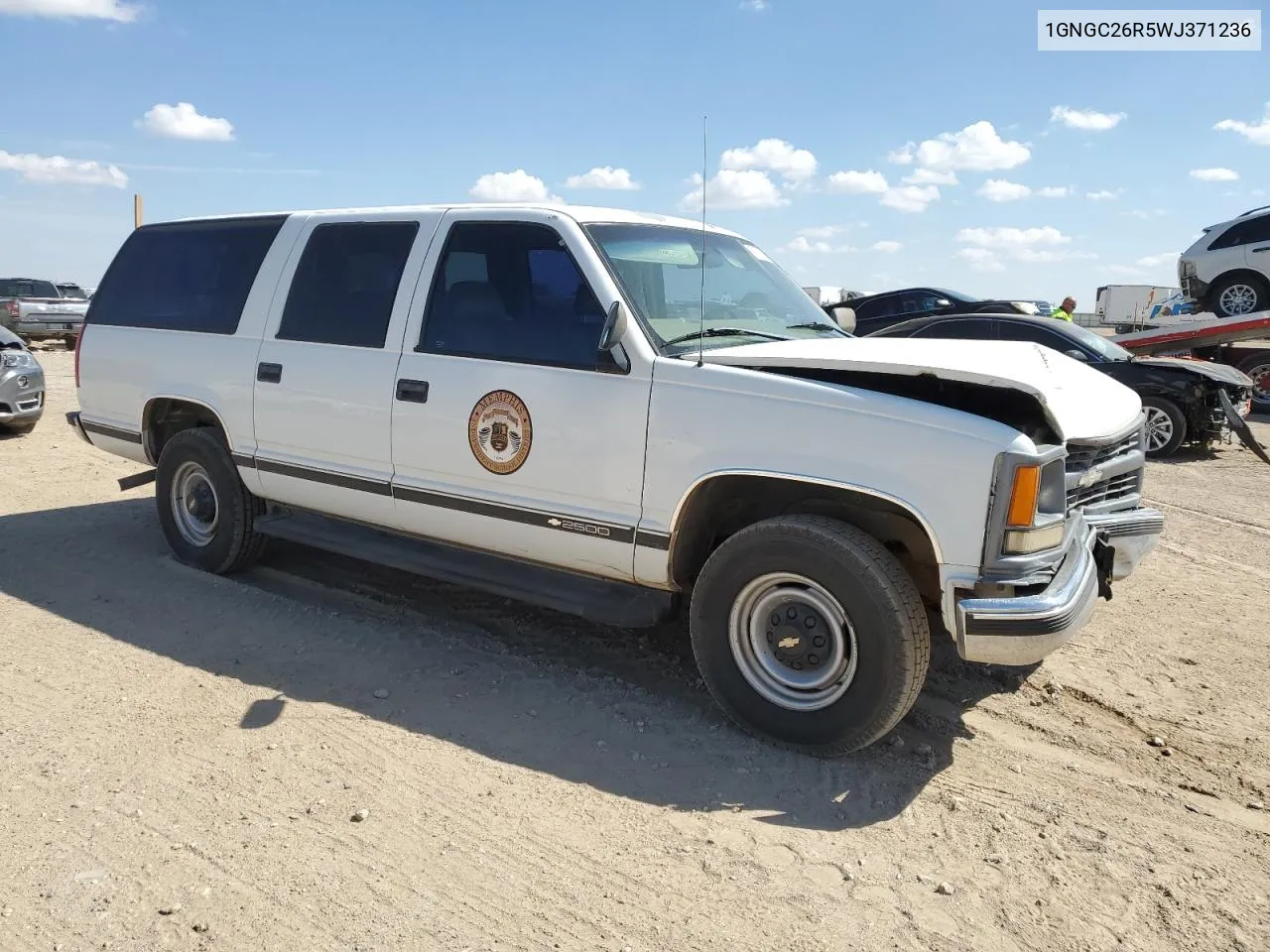 1998 Chevrolet Suburban C2500 VIN: 1GNGC26R5WJ371236 Lot: 71721124