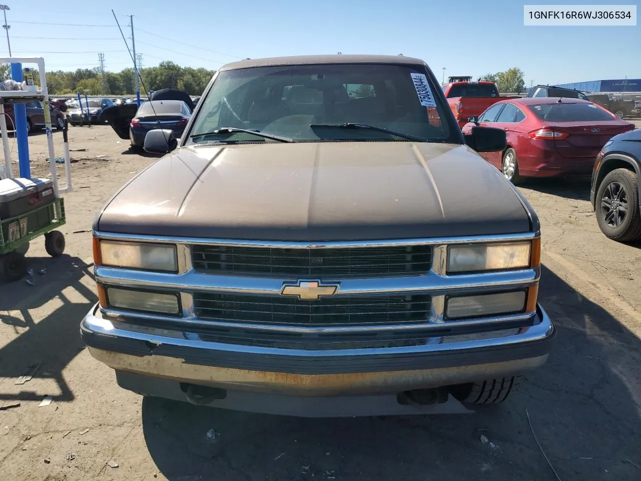 1998 Chevrolet Suburban K1500 VIN: 1GNFK16R6WJ306534 Lot: 75030844