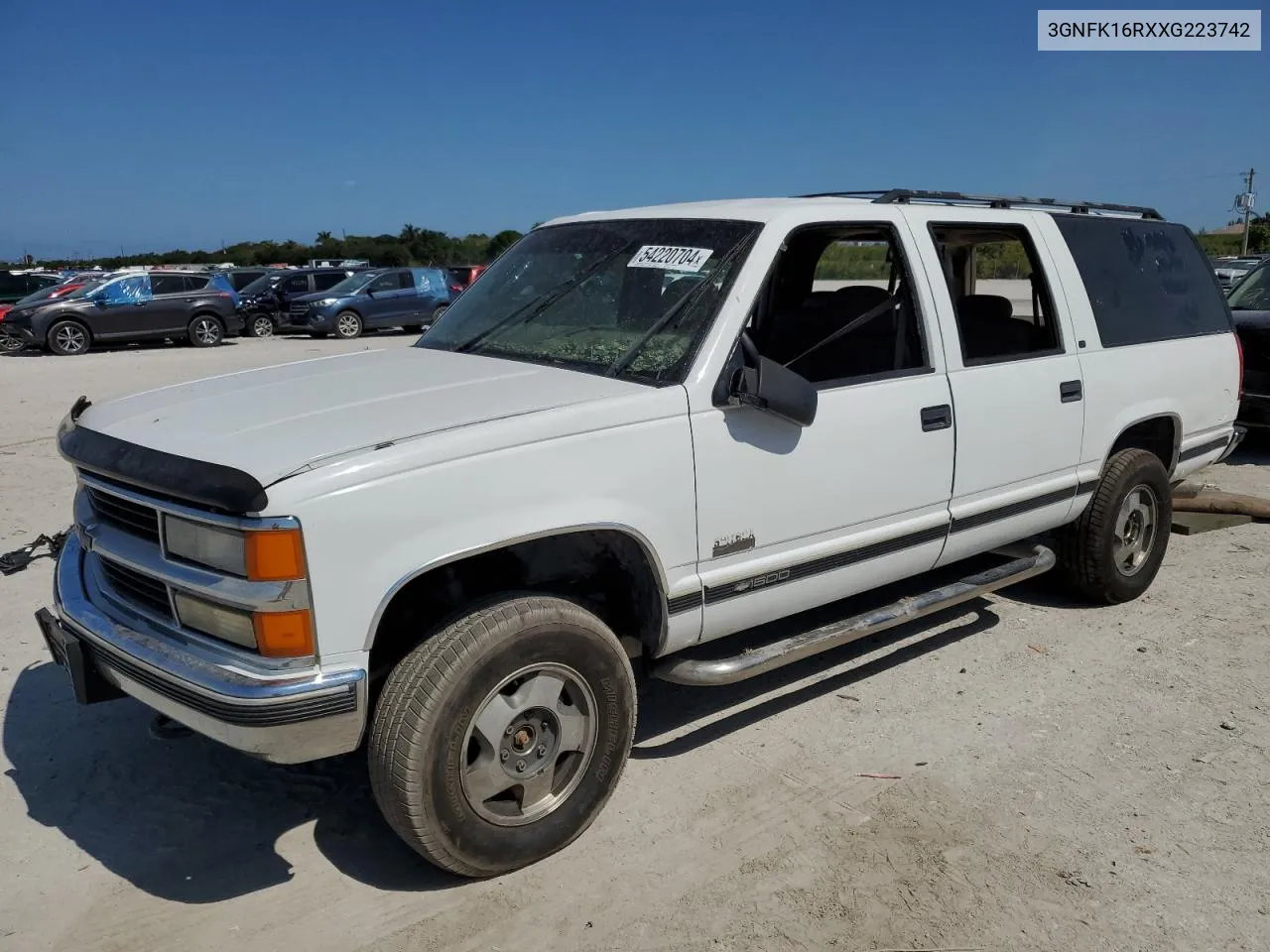 1999 Chevrolet Suburban K1500 VIN: 3GNFK16RXXG223742 Lot: 54220704