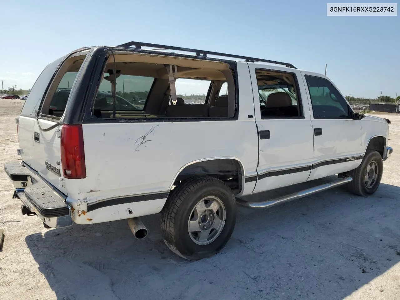 1999 Chevrolet Suburban K1500 VIN: 3GNFK16RXXG223742 Lot: 54220704