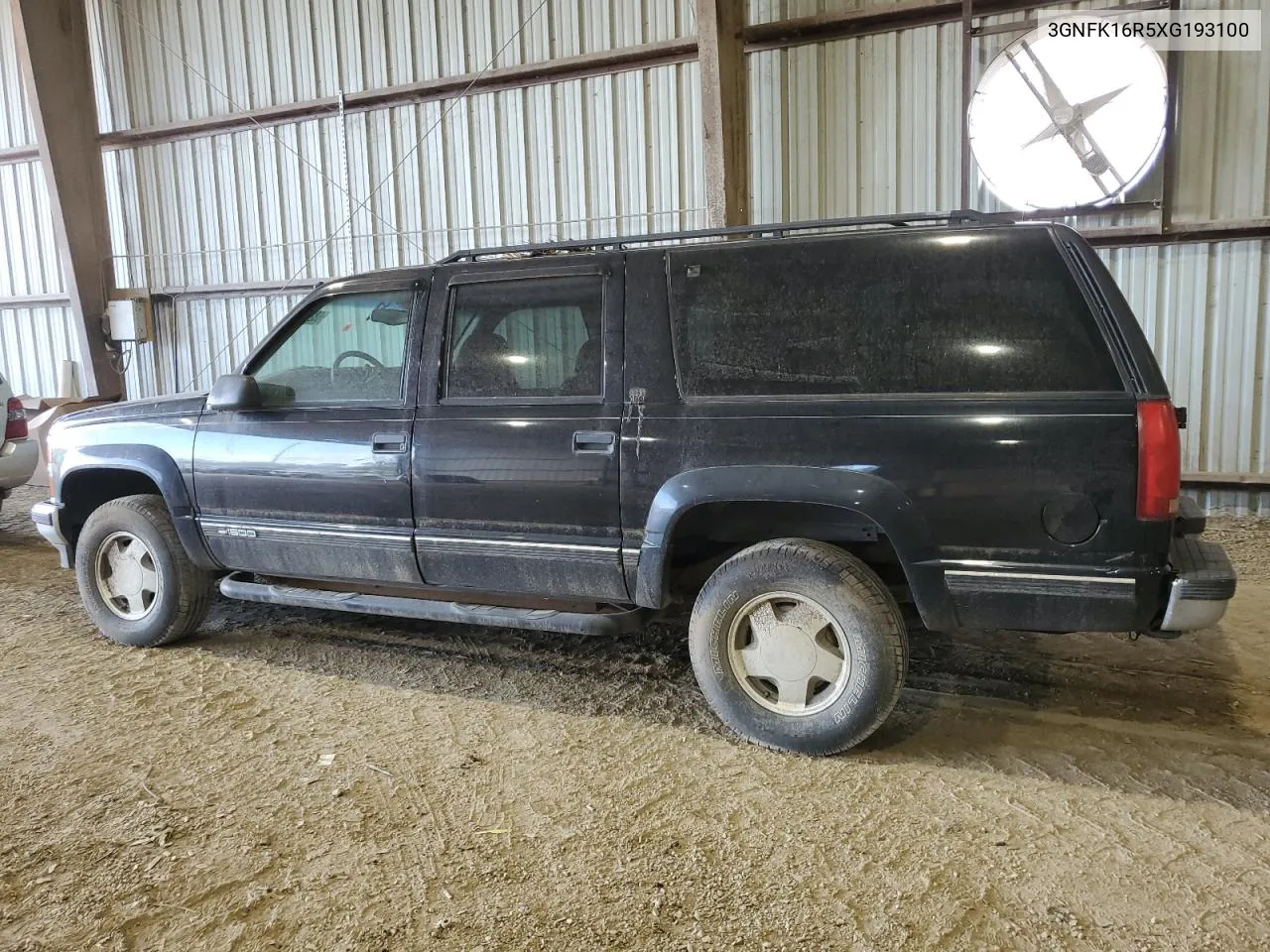 1999 Chevrolet Suburban K1500 VIN: 3GNFK16R5XG193100 Lot: 68277924