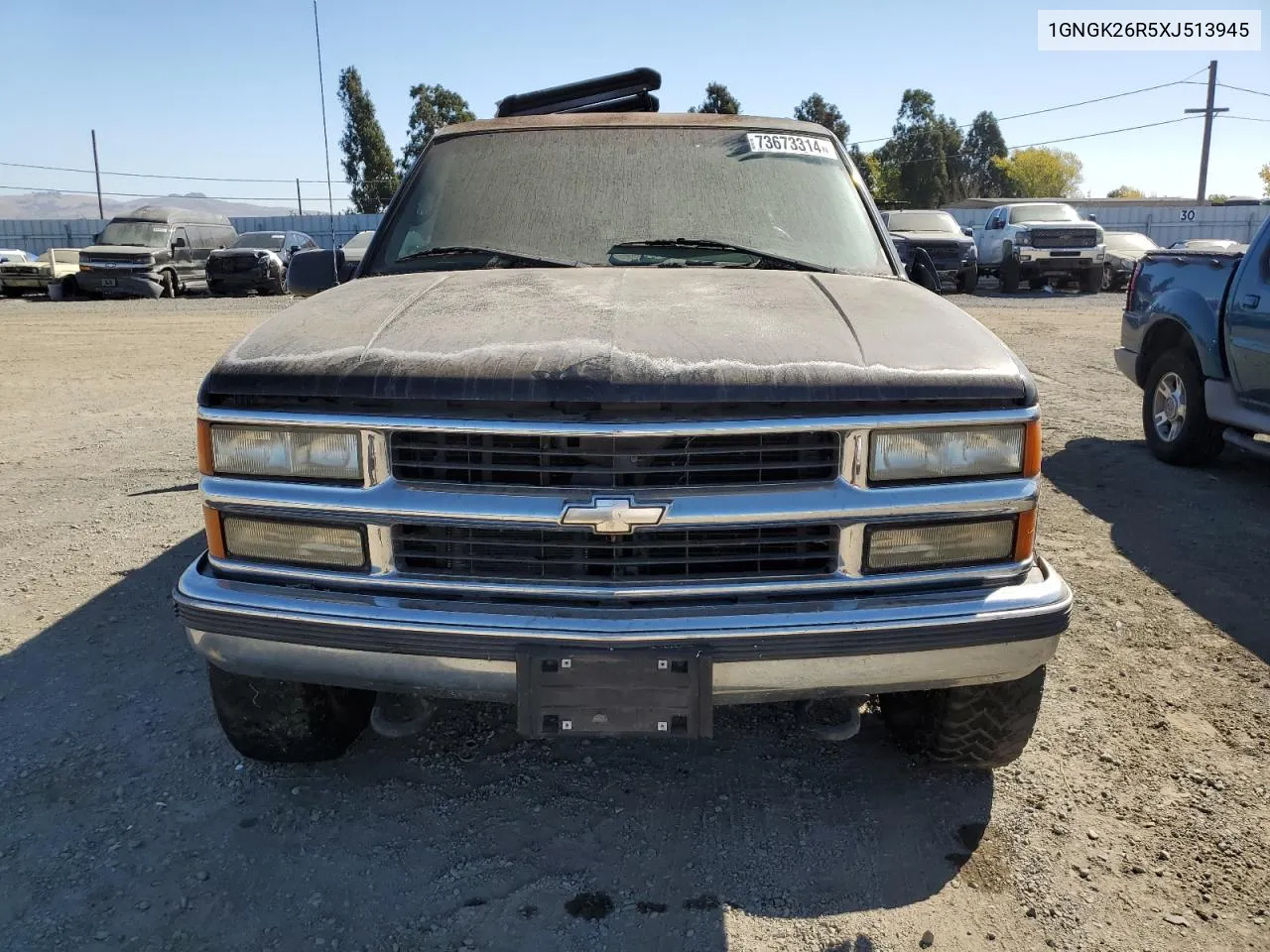 1999 Chevrolet Suburban K2500 VIN: 1GNGK26R5XJ513945 Lot: 73673314