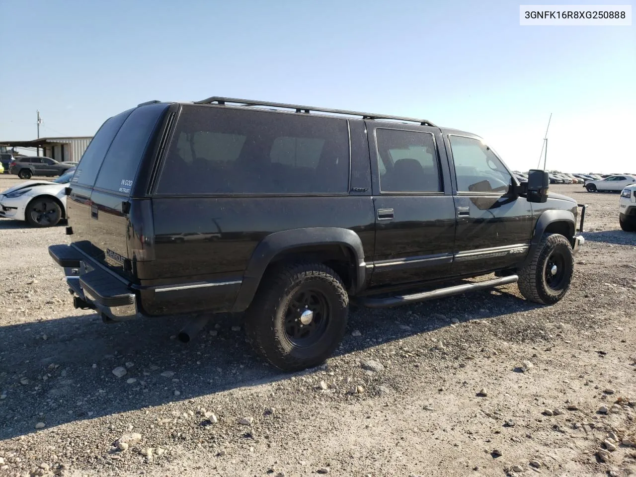 1999 Chevrolet Suburban K1500 VIN: 3GNFK16R8XG250888 Lot: 74305324