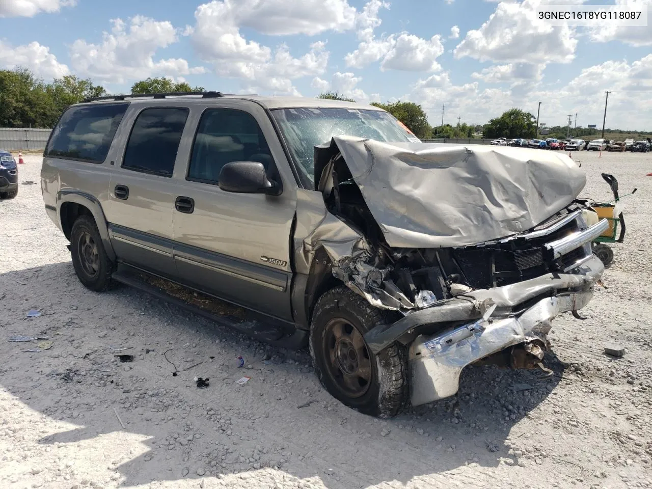 2000 Chevrolet Suburban C1500 VIN: 3GNEC16T8YG118087 Lot: 72628204