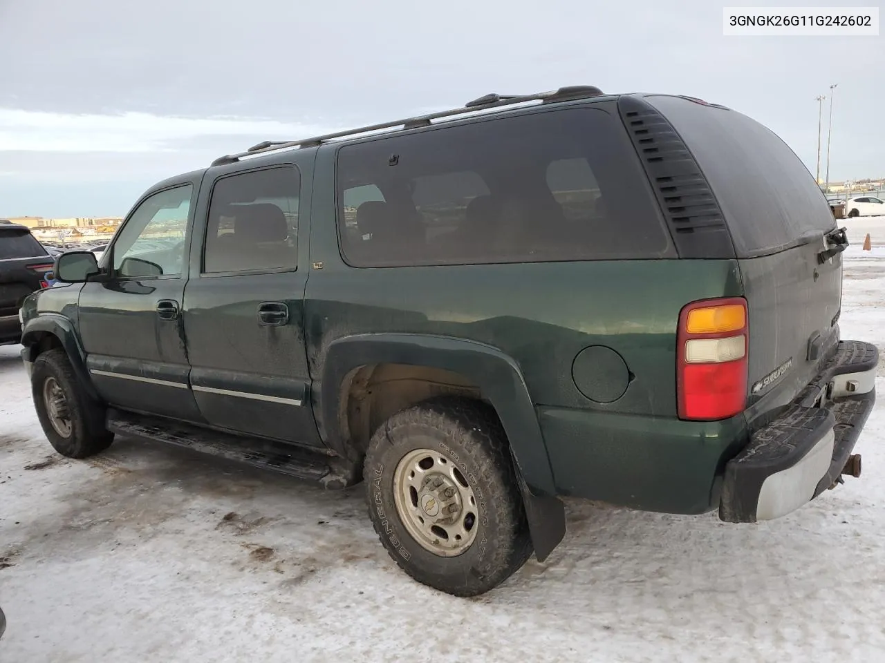 2001 Chevrolet Suburban K2500 VIN: 3GNGK26G11G242602 Lot: 38953384