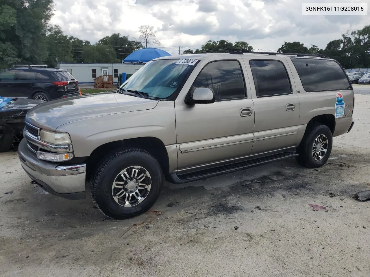 2001 Chevrolet Suburban K1500 VIN: 3GNFK16T11G208016 Lot: 61328074