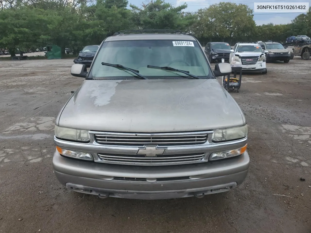 2001 Chevrolet Suburban K1500 VIN: 3GNFK16T51G261432 Lot: 69691124