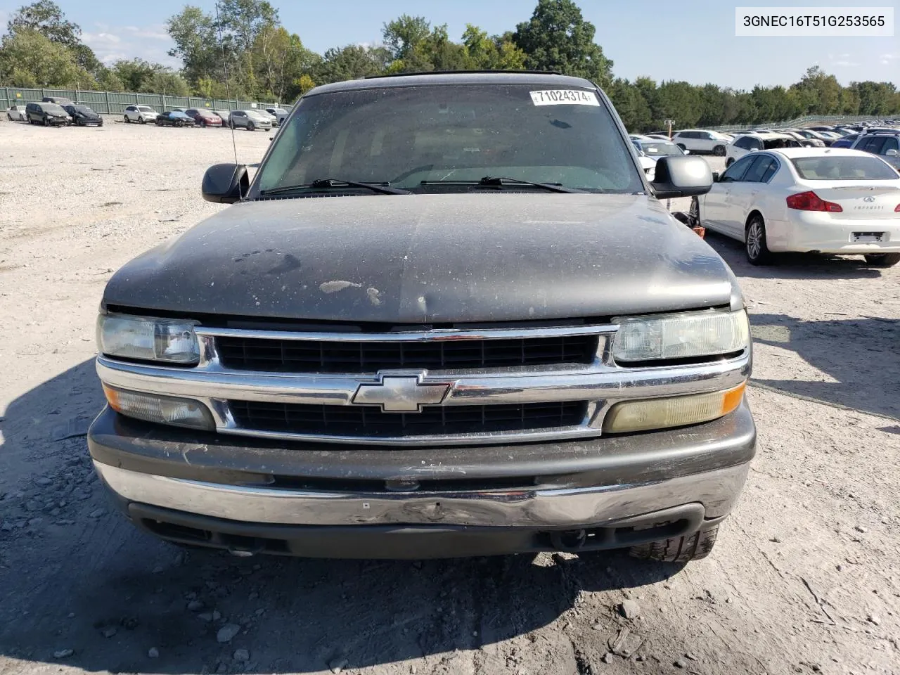 3GNEC16T51G253565 2001 Chevrolet Suburban C1500