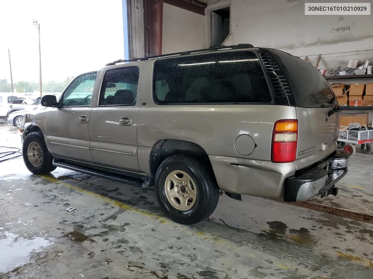 2001 Chevrolet Suburban C1500 VIN: 3GNEC16T01G210929 Lot: 72276304