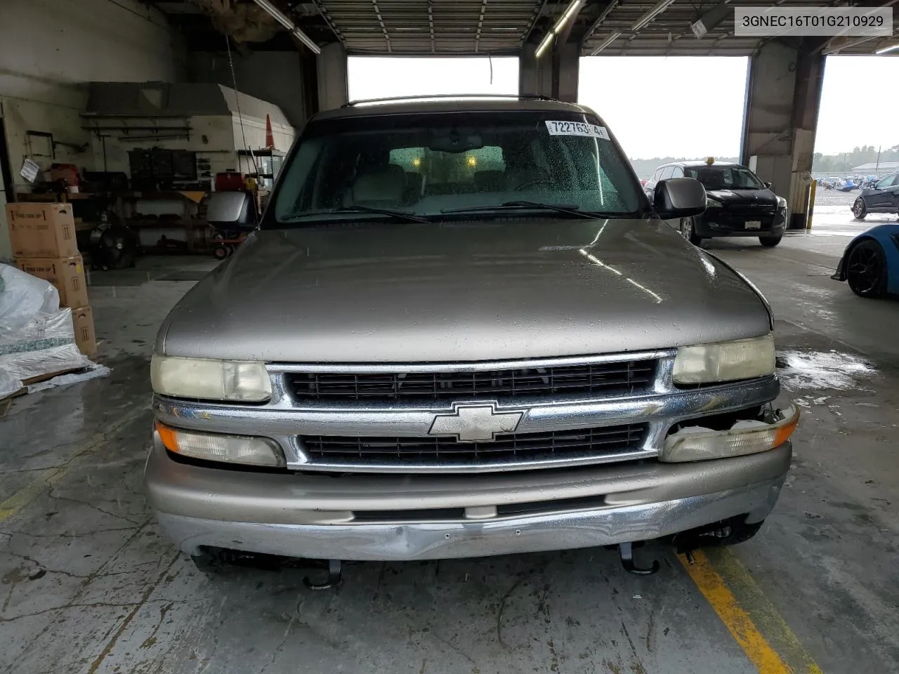 2001 Chevrolet Suburban C1500 VIN: 3GNEC16T01G210929 Lot: 72276304