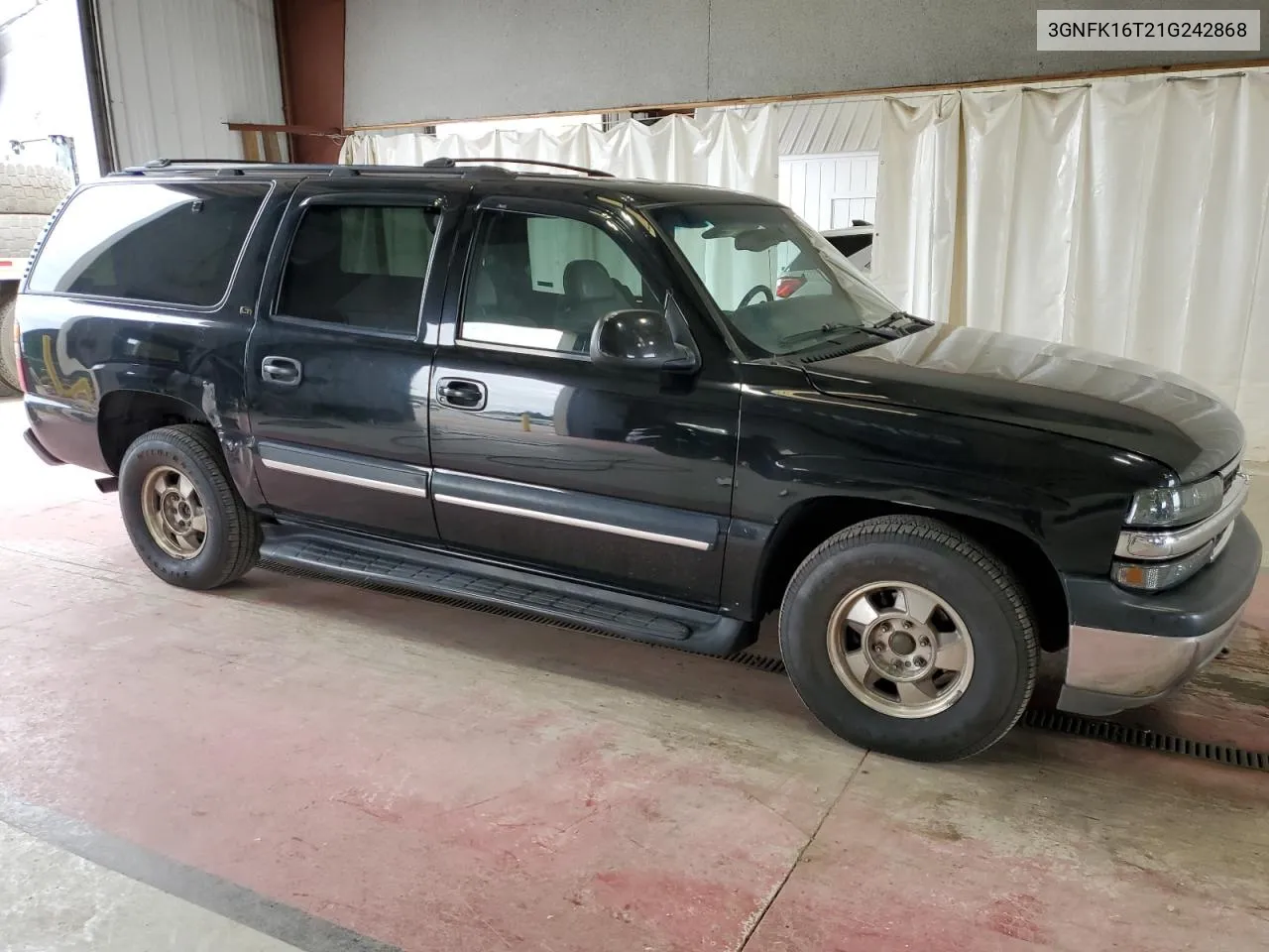 2001 Chevrolet Suburban K1500 VIN: 3GNFK16T21G242868 Lot: 73703894