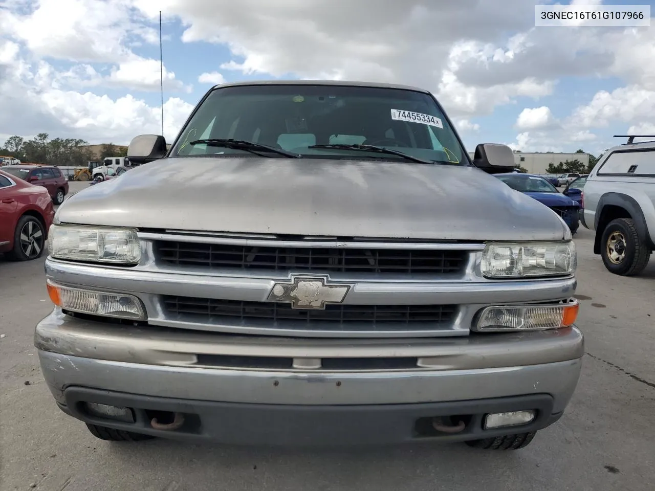 2001 Chevrolet Suburban C1500 VIN: 3GNEC16T61G107966 Lot: 74455334