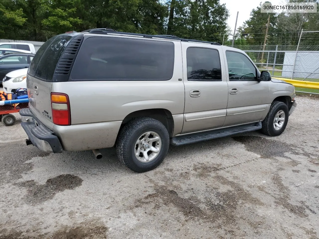 2001 Chevrolet Suburban C1500 VIN: 3GNEC16T81G165920 Lot: 74528454