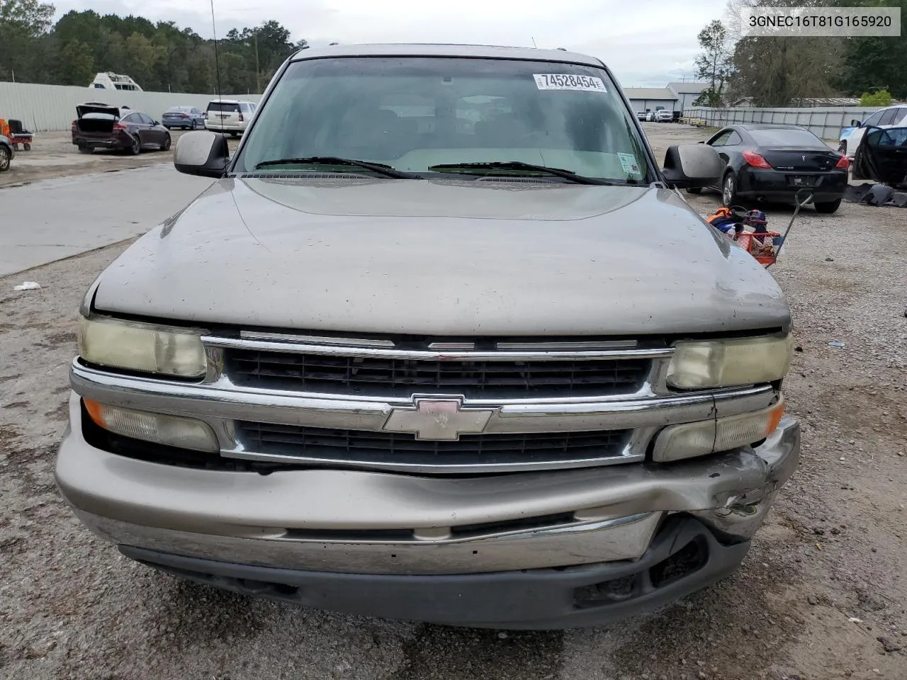 2001 Chevrolet Suburban C1500 VIN: 3GNEC16T81G165920 Lot: 74528454