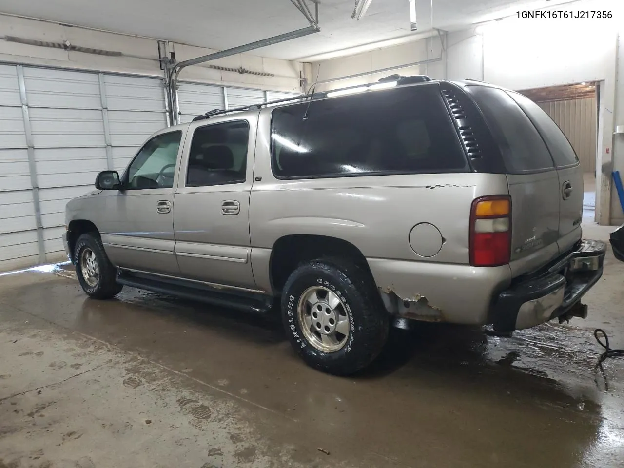 2001 Chevrolet Suburban K1500 VIN: 1GNFK16T61J217356 Lot: 74927484