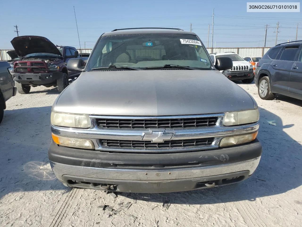 2001 Chevrolet Suburban C2500 VIN: 3GNGC26U71G101018 Lot: 75423554