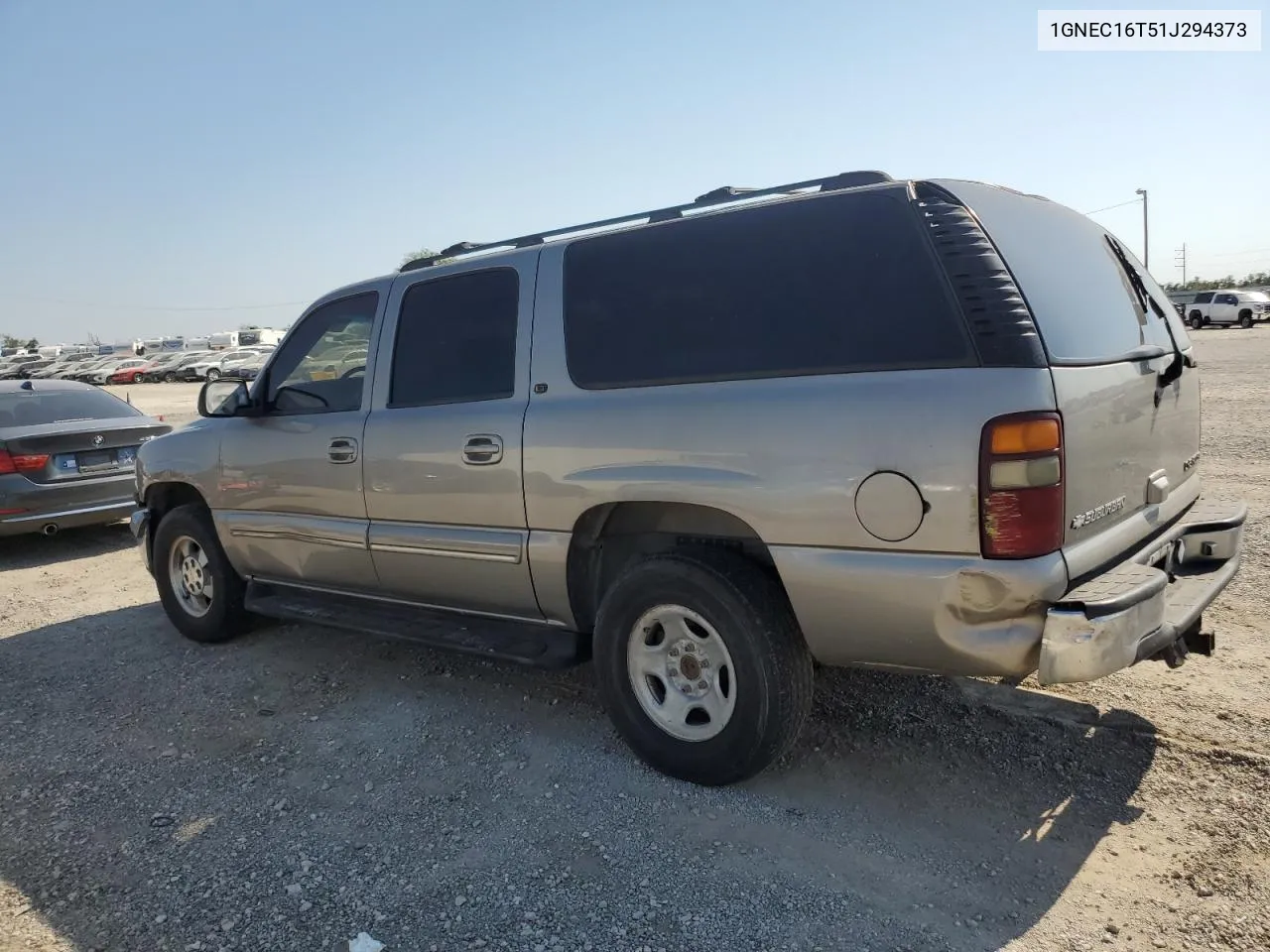 2001 Chevrolet Suburban C1500 VIN: 1GNEC16T51J294373 Lot: 76182164