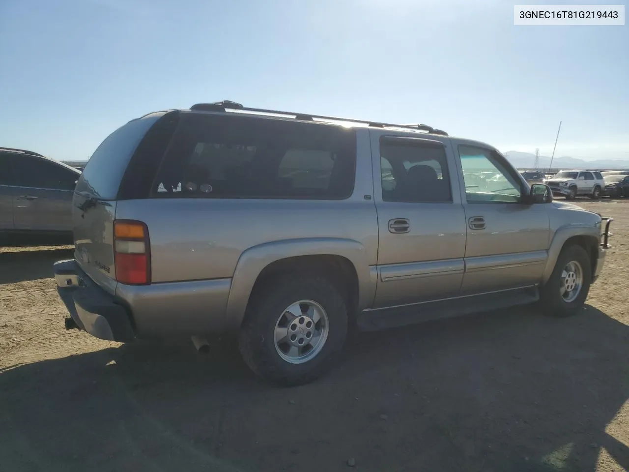 2001 Chevrolet Suburban C1500 VIN: 3GNEC16T81G219443 Lot: 77371104