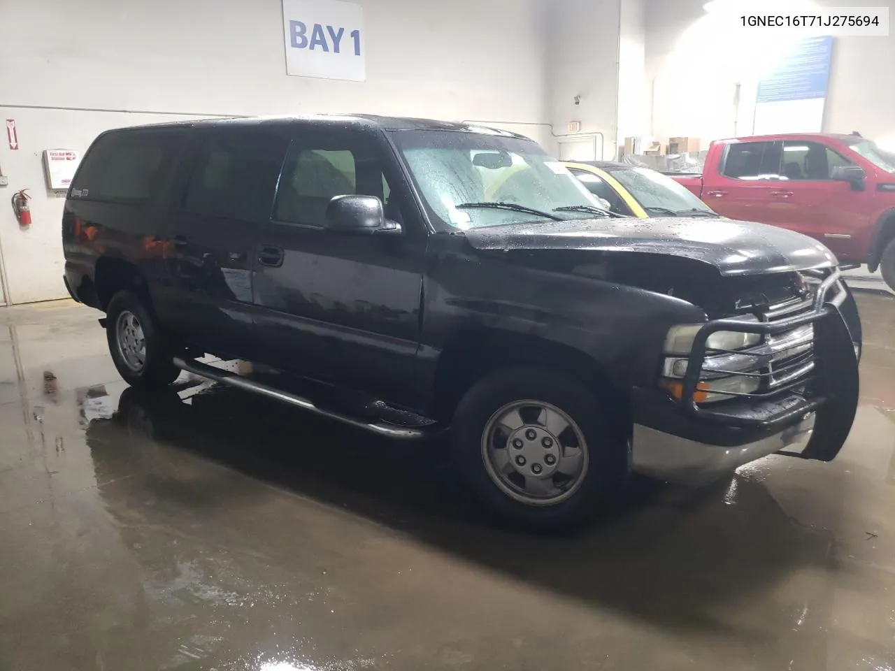 2001 Chevrolet Suburban C1500 VIN: 1GNEC16T71J275694 Lot: 78269254