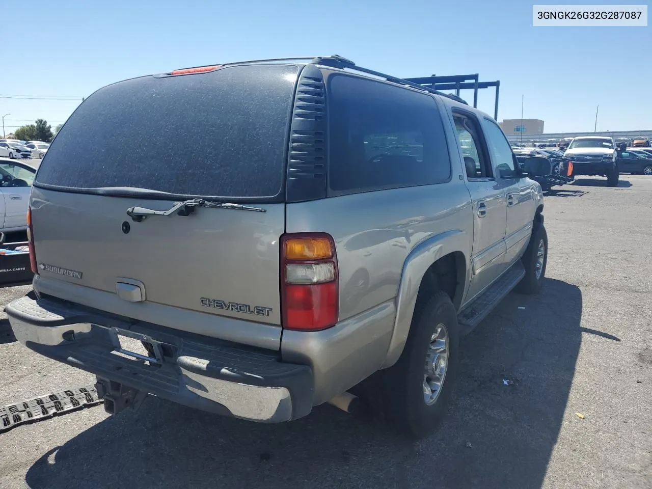 2002 Chevrolet Suburban K2500 VIN: 3GNGK26G32G287087 Lot: 61028684