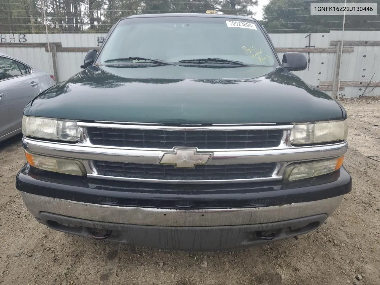 2002 Chevrolet Suburban K1500 VIN: 1GNFK16Z22J130446 Lot: 70923804