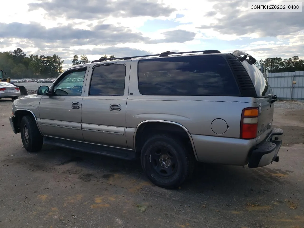 2002 Chevrolet Suburban K1500 VIN: 3GNFK16Z02G210488 Lot: 75819804