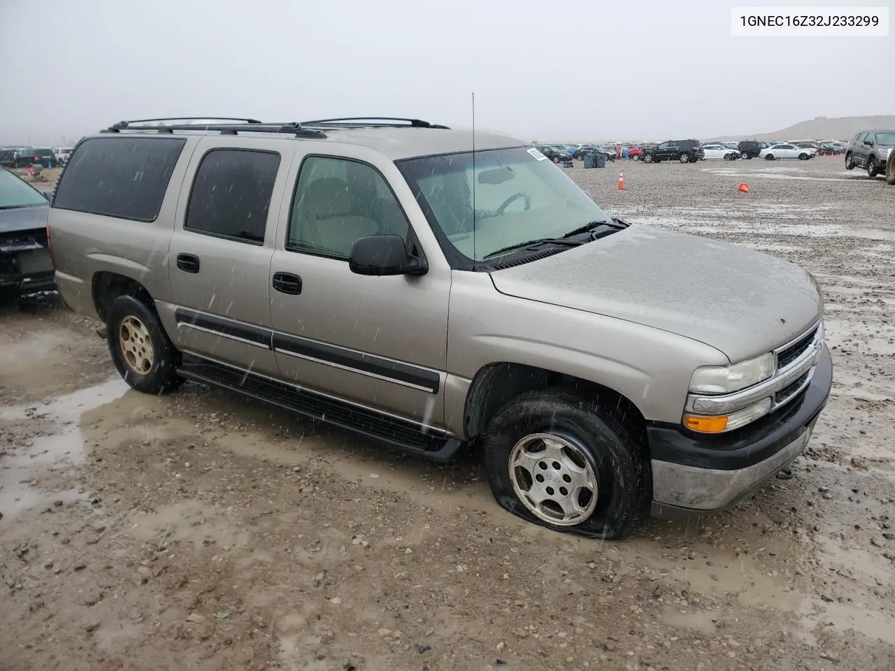 2002 Chevrolet Suburban C1500 VIN: 1GNEC16Z32J233299 Lot: 80362534