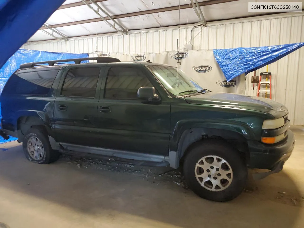 2003 Chevrolet Suburban K1500 VIN: 3GNFK16T63G258140 Lot: 63621564