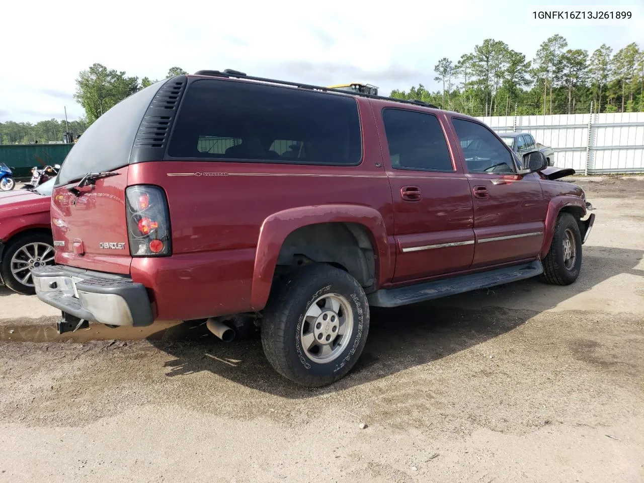 2003 Chevrolet Suburban K1500 VIN: 1GNFK16Z13J261899 Lot: 70806384