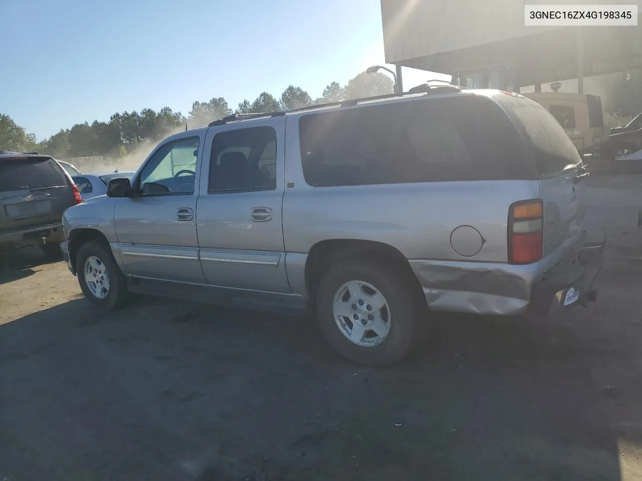 2004 Chevrolet Suburban C1500 VIN: 3GNEC16ZX4G198345 Lot: 55754274