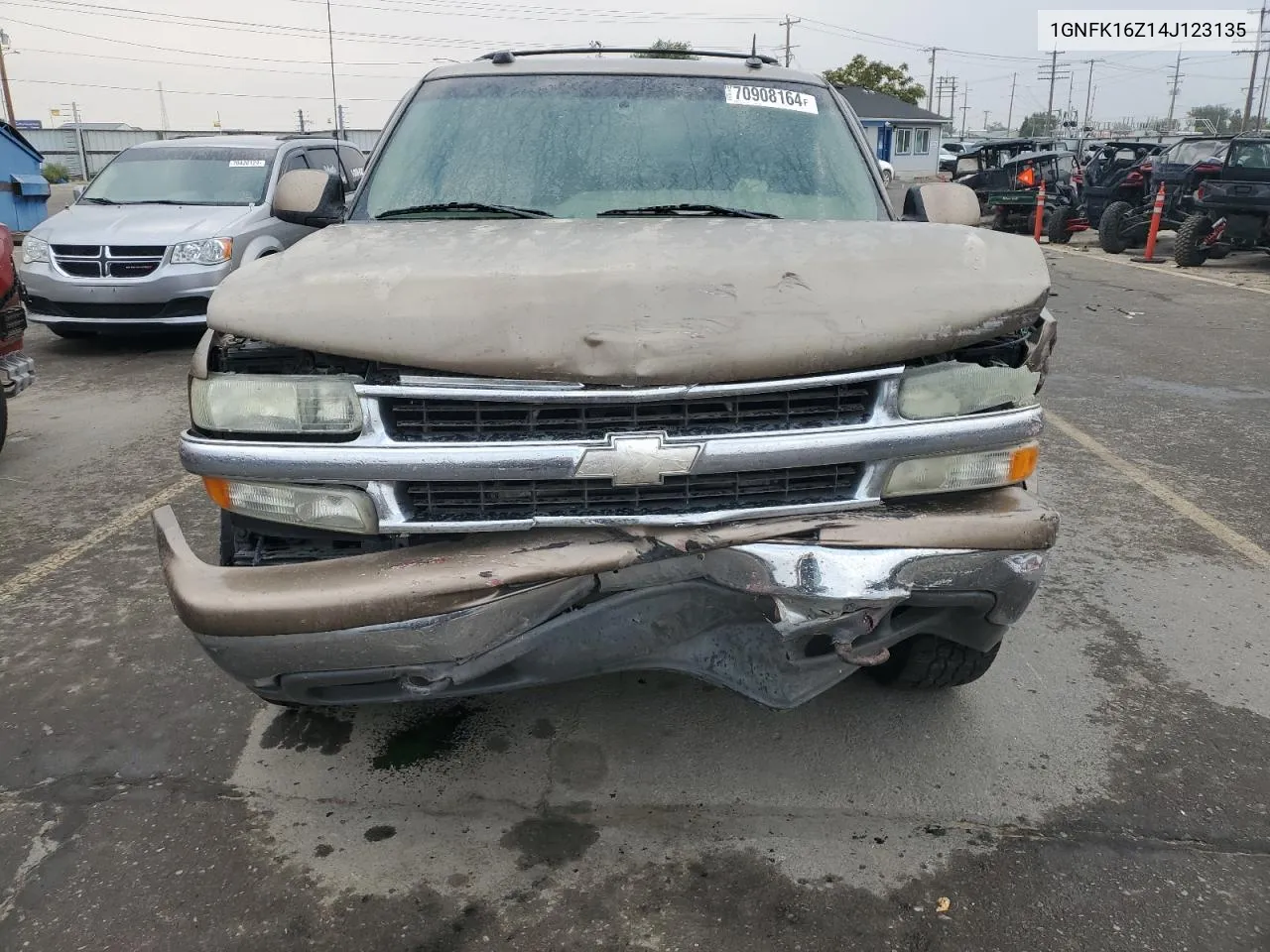 2004 Chevrolet Suburban K1500 VIN: 1GNFK16Z14J123135 Lot: 70908164