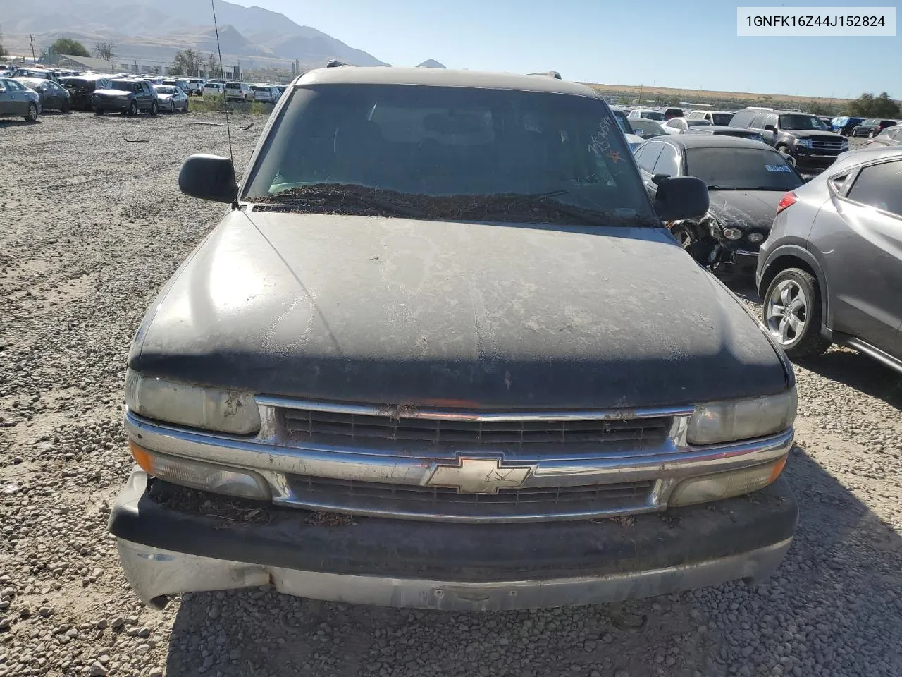 2004 Chevrolet Suburban K1500 VIN: 1GNFK16Z44J152824 Lot: 72576544