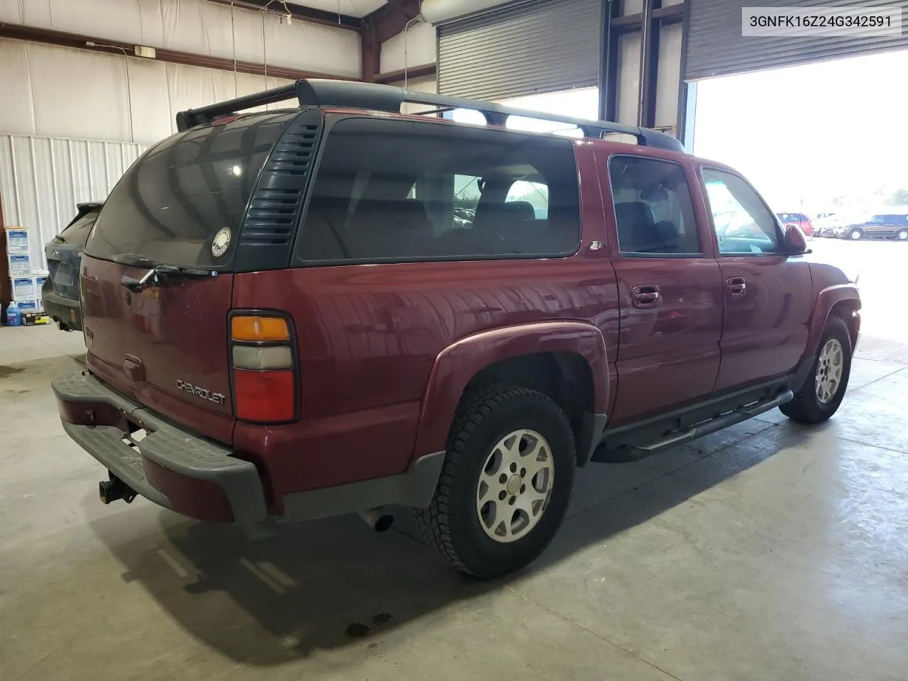 2004 Chevrolet Suburban K1500 VIN: 3GNFK16Z24G342591 Lot: 72842654