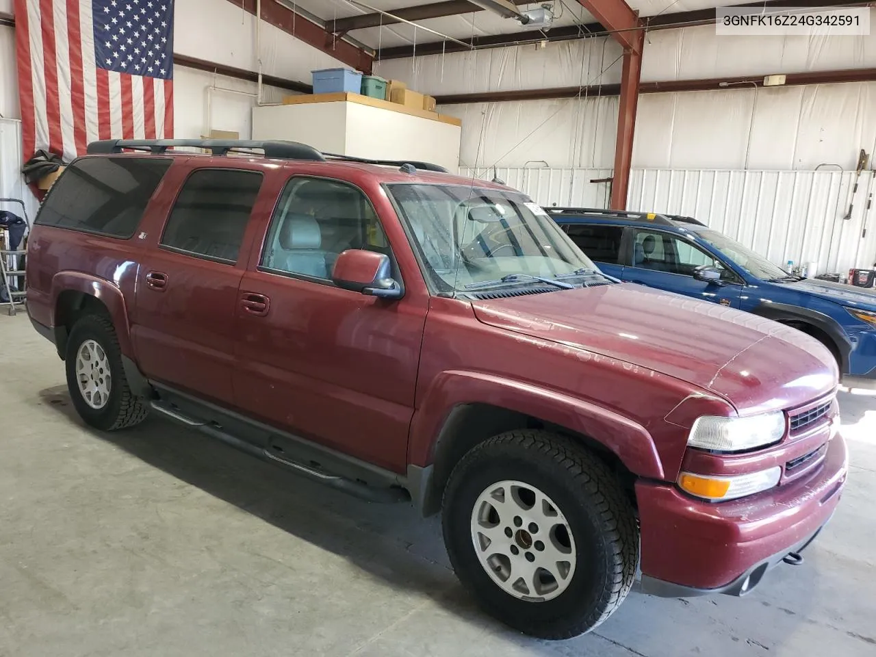 2004 Chevrolet Suburban K1500 VIN: 3GNFK16Z24G342591 Lot: 72842654