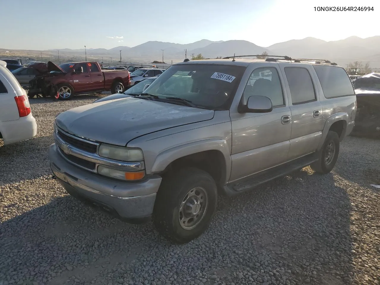 2004 Chevrolet Suburban K2500 VIN: 1GNGK26U64R246994 Lot: 75951184