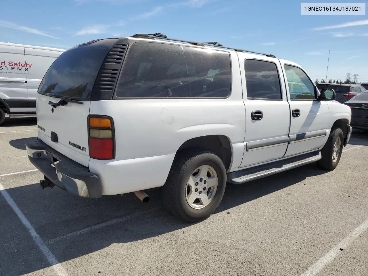 2004 Chevrolet Suburban C1500 VIN: 1GNEC16T34J187021 Lot: 76500454